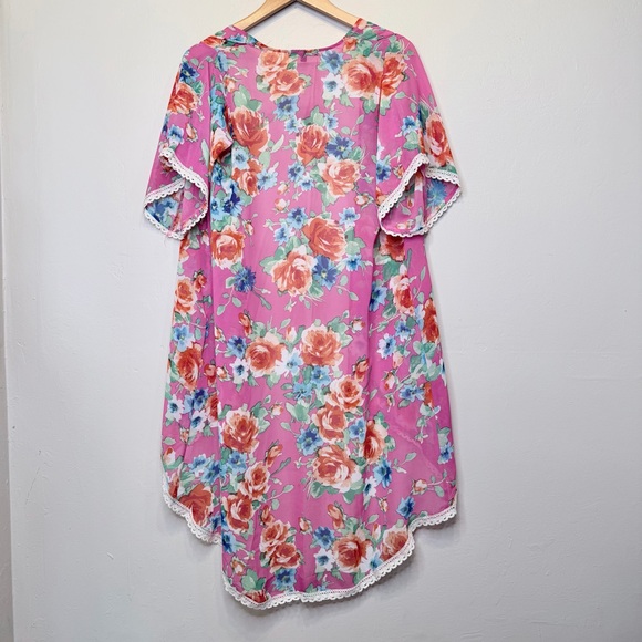 Chic Happens | Vibrant Floral Lace Trim Open Front Kimono Robe Swim Cover-Up - Picture 3 of 12